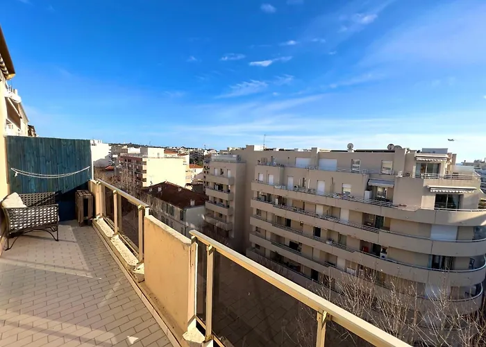 Juan Les Pins Town Center - 4 People - Floor *